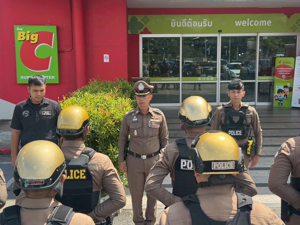 สภ.แม่ปิง ปล่อยแถวระดมเพิ่มการตรวจ ร้านทอง–ธนาคาร